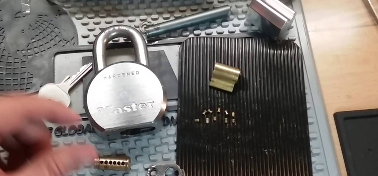 Rekey Master Lock in Fruitridge Pocket